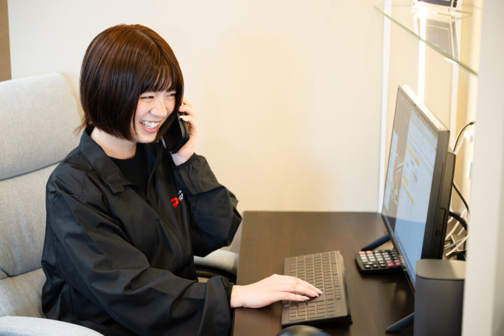 事務 上田　華月